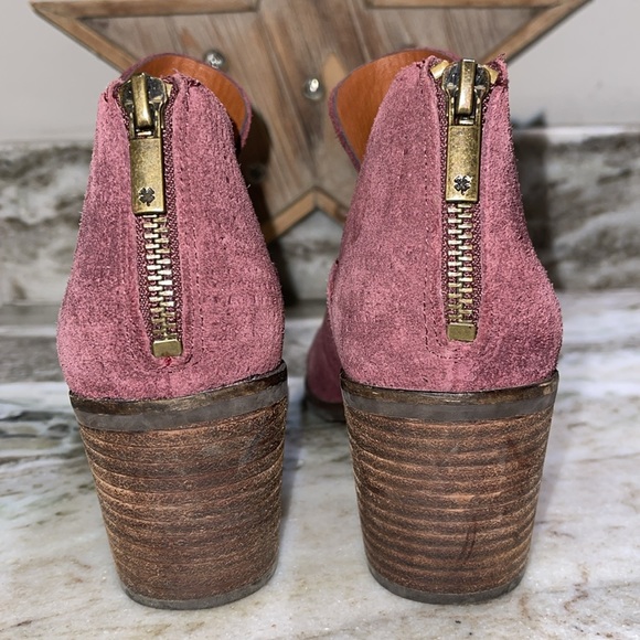 Lucky Brand POWE Suede Booties 7 - Picture 4 of 10